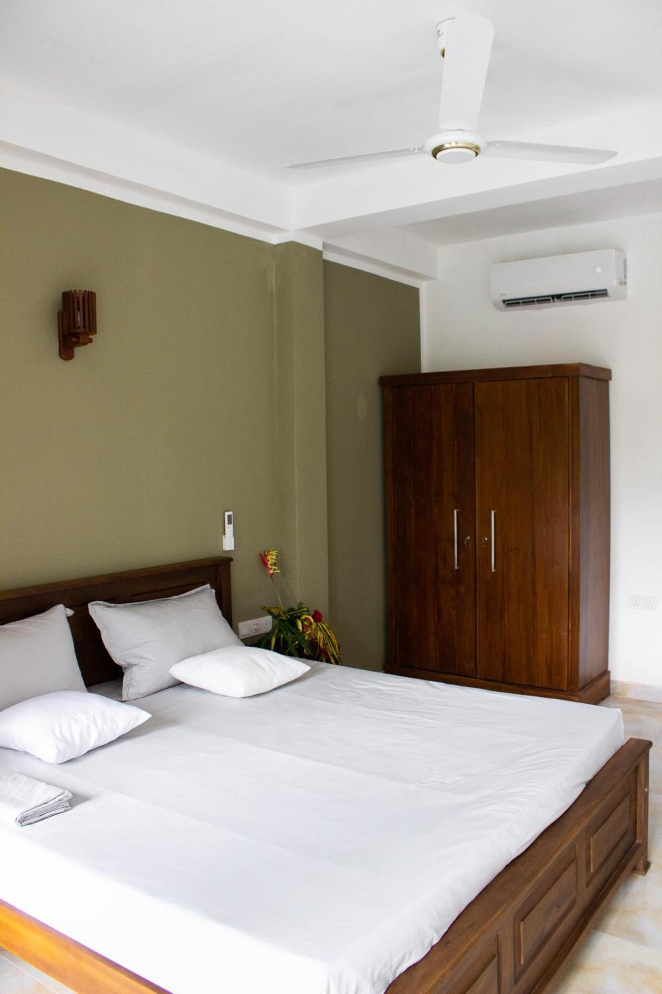 Uralsurf House Hotel Weligama Luaran gambar